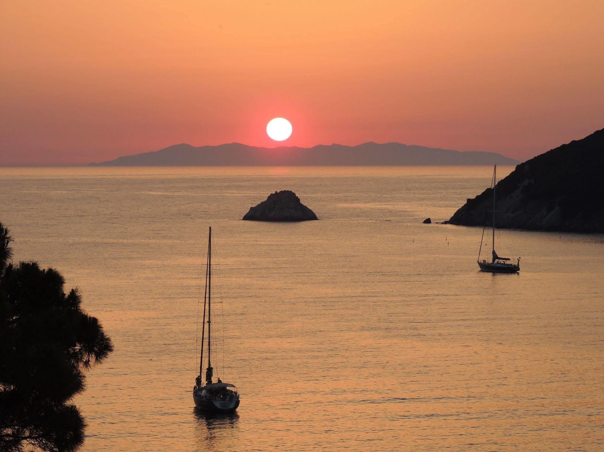 Hotel Viticcio Portoferraio Kültér fotó